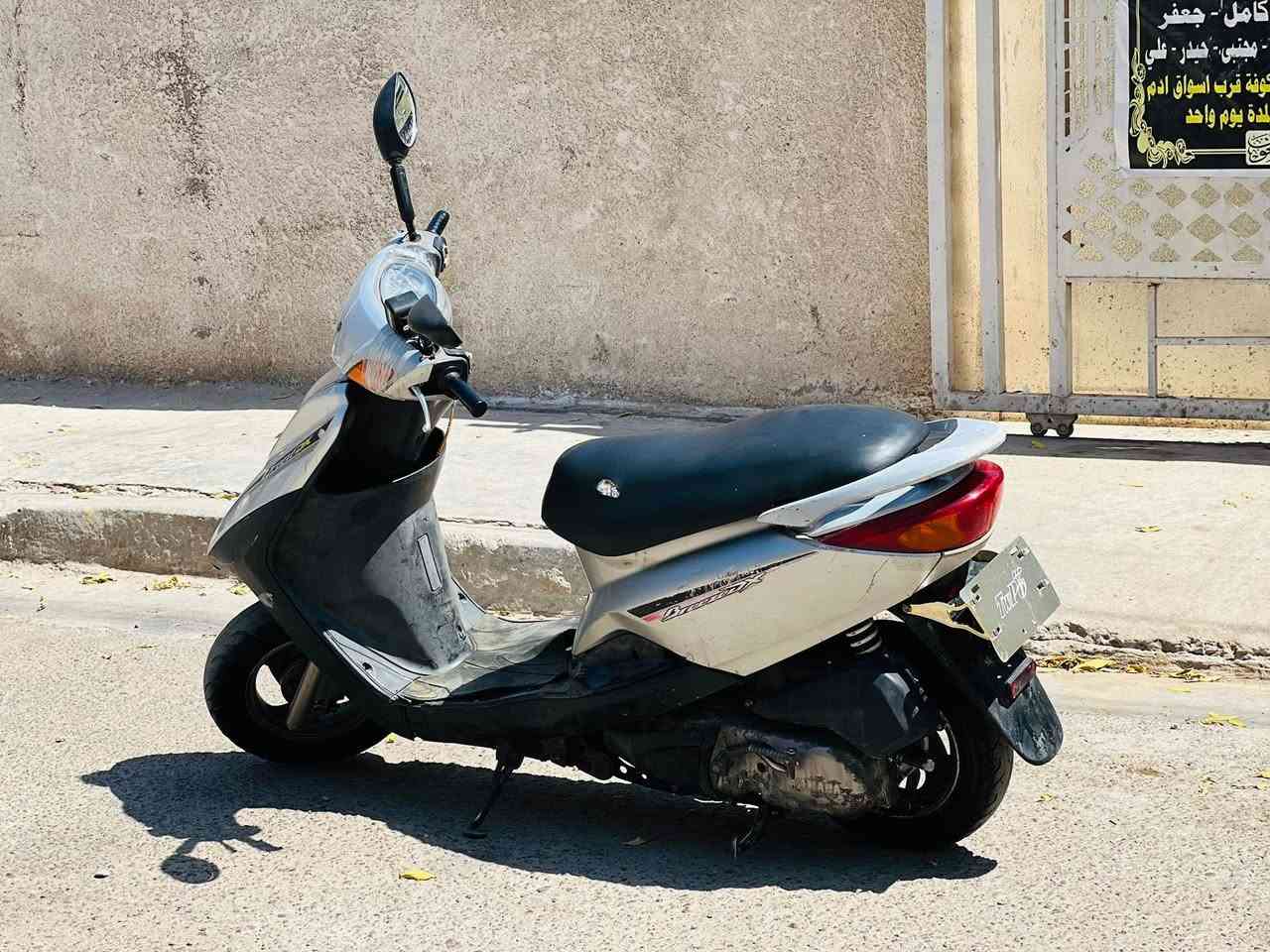 السلام عليكم بريز للبيع دراجه نضيفه وحلوه كهربائيات كلها شغاله بيها اوراق باسمي
سعرها ب(550) للاستفسار ***********
العنوان بغداد /فلكة حي النصر
