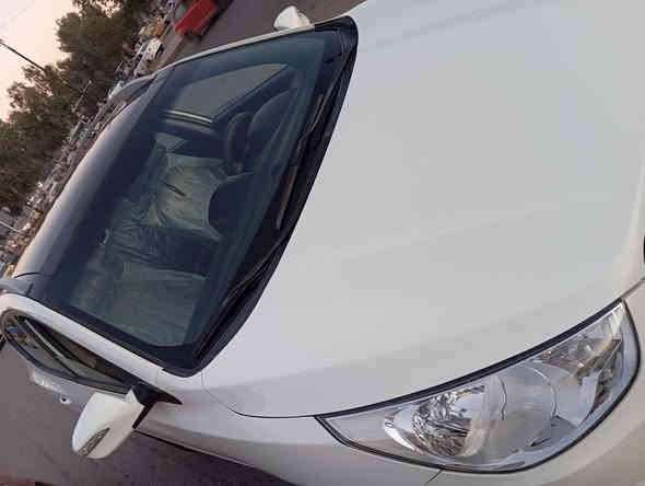 توكسن موديل 2011 بدون صبغ  رقم نينوى فول مواصفات السعر  136 ورقة وبيها مجال    للاتصال بالرقم   ***********    او  ***********
