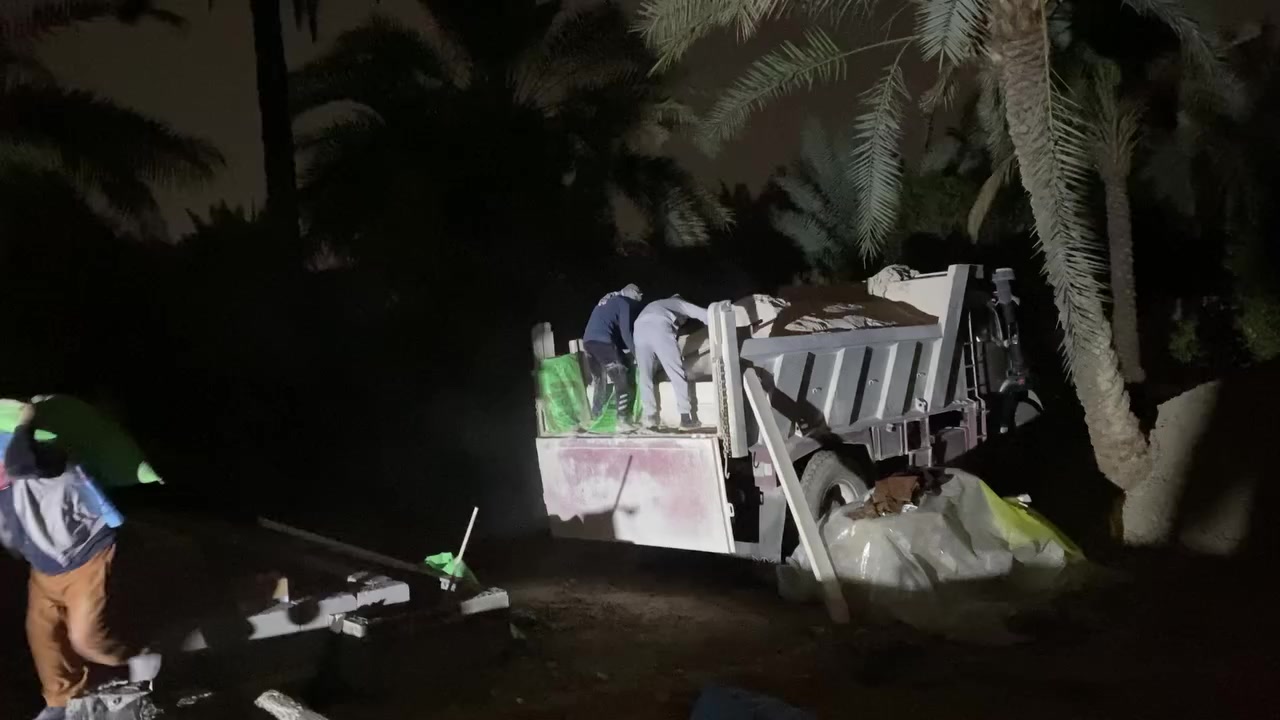 تجهيز مواد بناء داخل الطي بأنسب الأسعار
سعر طن الأسمنت ألماس المقاوم 130 الف واصل باب البيت

سعر طن الماس العادي 125  الف واصل لباب البيت 

سعر طن سمنت كبيسه مقاوم 125 الف واصل لباب البيت 

سعر طن سمنت كبيسه عادي 120  الف واصل لباب البيت

سعر طن كرسته عادي ب120الف واصل لباب البيت 

سعر الحصو المكسر حمل فول ب175 واصل لباب البيت

سعر الحصو العادي حملفول 160 واصل لباب البيت 

سعر حمل رمل اخيضر حمل فول ب190 واصل لباب البيت

سعر رمل رمادي حمل فول ب190 واصل لباب البيت 

تجهيز شتايكر سعر القطعه ٣٧٥٠ واصل لباب البيت 

سياره زميج حمل فول ب80 الف واصل لباب البيت 

شتايكر كرسته وعمل تنظيف + فلانكوت+ زفت + نايلون زراعي سعر المتر15 الف

سعر سكس الرمل حمل فول ٥٠٠ الف 

سعر سكس الحصو حمل فول ب300 الف 

سعر سكس السبيس الدرجه أولى 275 الف 

وكذالك يوجد كادر لتنظيف الدور ورفع الأنقاض 

للتواصل ***********
