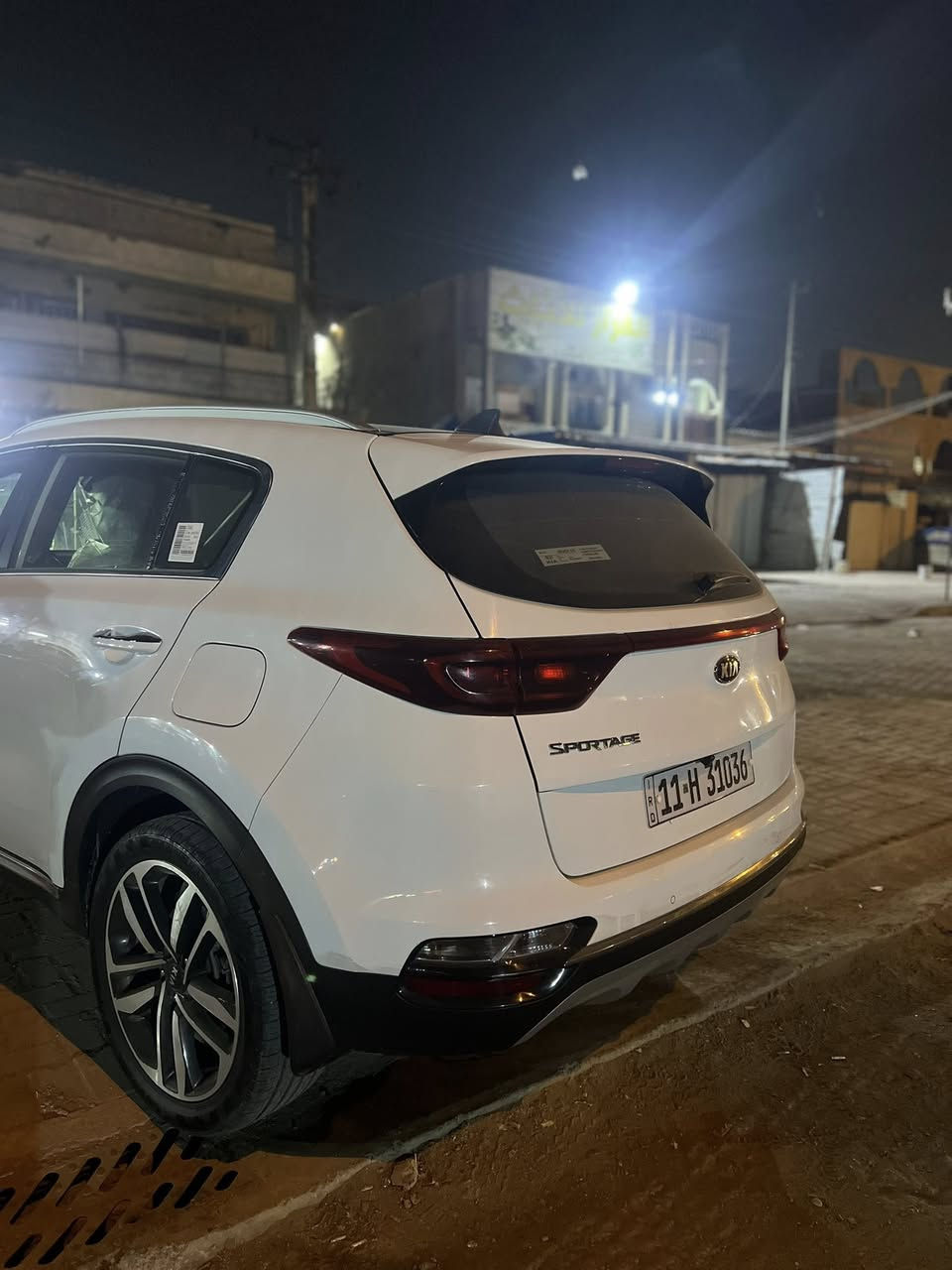 السلام عليكم سبورتج موديل 19 خليجي
مكفوله فول مواصفات ماشيه 58 رقم بغداد مكاني بغداد البياع ***********.  السعر 205 وبيهه مجال حك الجيه السياره بعد احله من صور
