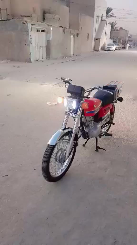 سلام عليكم شباب دراجه سكنر مديل 22شعندك ماروس نزل بل تعاليق فقط مراوس نزل بل تعاليق وراسلك


**إذا كنت صاحب هذا الإعلان وتريد حذفه لأي سبب، رجاءا أرسل رسالة إلى الدعم الفني**