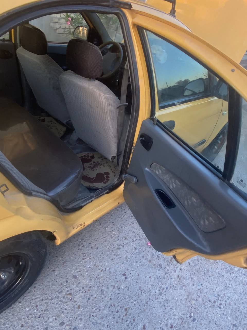 طيبه موديل ٢٠١٥

باسمي سنويه ساقطه صارله شهرين

رقم دولي 

نضيفه جاهزه للشارع 

بيه هلالات مشتغليهن جديد 

كير مكينه نضيفات 

داخل مسلفن وجاهزه للعمل 

شاشه اندرويد 

جام شغال كهرباء 

صدر جديد 

سعر ٣٣$ وبيه مجال

 

فاتح الكمبريسر عساس دشد جديد وما شديت

مكاني بغداد الشعب 

رقمي 

***********
