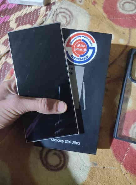 السلام عليكم
اس 24 الترا
للبيع 
استعمال قليل اقل الشهرين
ذاكره 256 
دبل شريحه 
نضافه 100/100
السعر 975 قفل 
العنوان الديوانيه الشافعيه 
الاتصال ***********
