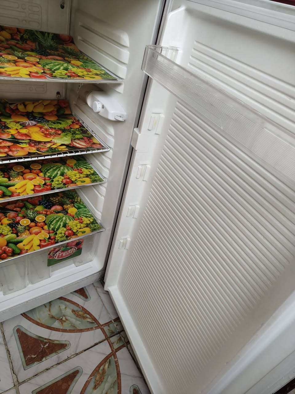 ثلاجه للبيع شغاله اخت الجديده الحجم الكبير
السعر 200


**إذا كنت صاحب هذا الإعلان وتريد حذفه لأي سبب، رجاءا أرسل رسالة إلى الدعم الفني**