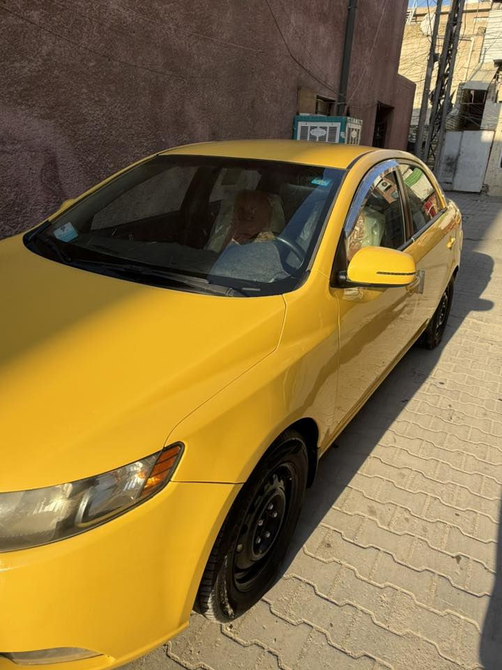 كيا فورتي بغداد موديل 2013 أمريكي حادث قبق صندوك                                                        محرك 2000 دوش 
السعر 100 قفلها 
العنوان بغداد مدينة الصدر 
رقم الهاتف ***********
موجود واتساب
