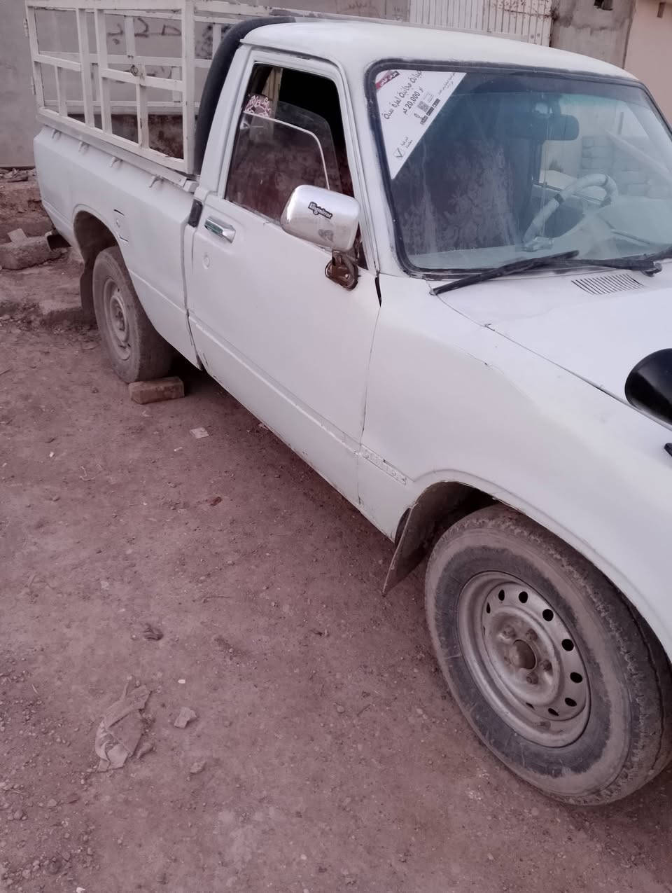 بيكم موديل 1980 محرك شرط وكير واكسن شرط اخويا  الشرعي السعر 33 وبي مجال شي قليل رقم الهاتف ***********. ***********. العنوان موصل حي التصار
