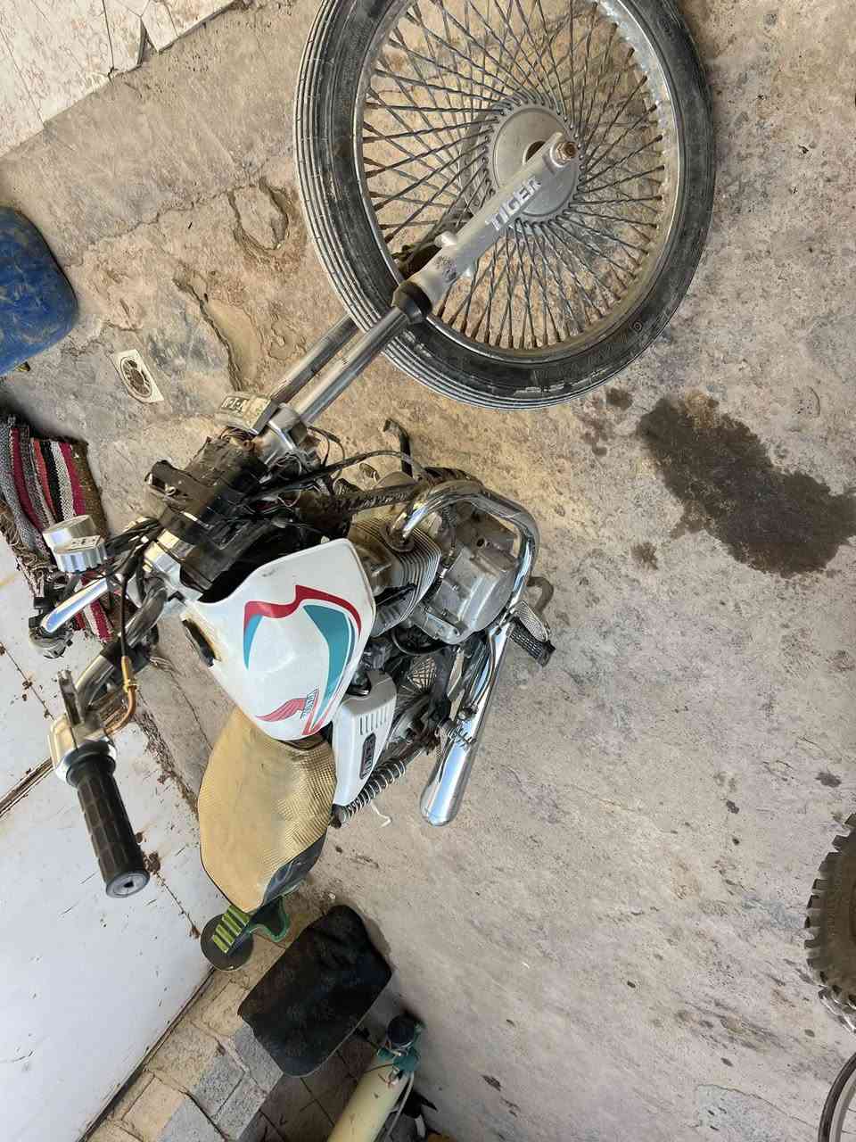 دراجه
دراجه لبيع سعر ٢٧٥ وبيهه مجال موديل ١٧ دراجه حلوه


**إذا كنت صاحب هذا الإعلان وتريد حذفه لأي سبب، رجاءا أرسل رسالة إلى الدعم الفني**