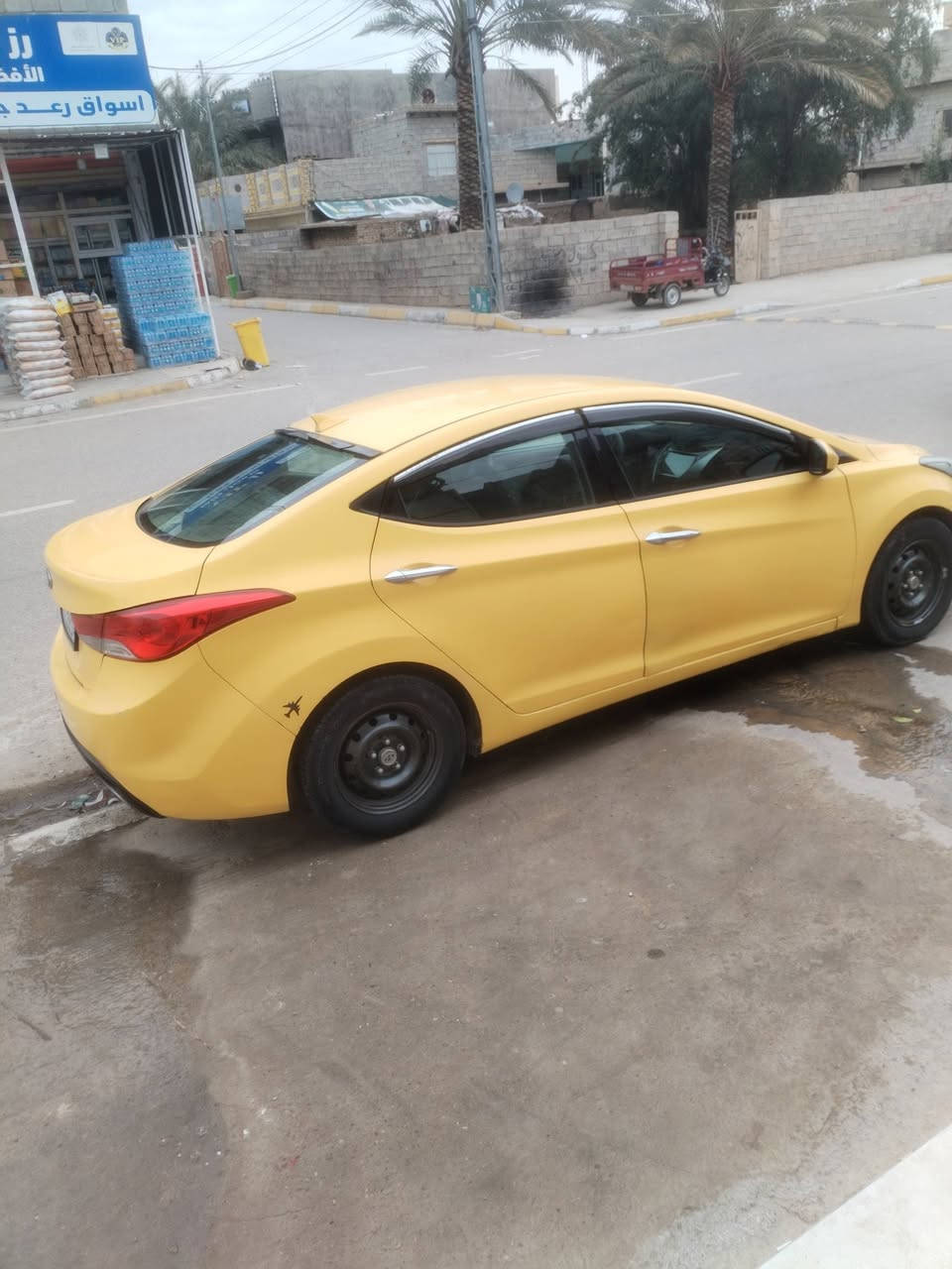 السلام عليكم ورحمة الله 
الانترة موديل 13صفرة سيارة حلوة وجاهزة صدر جديد خلفي وامامي شاشة كامرة رقم ديالى قبل شهرين مداوريهة هزة وسنوية وارقام جدد مصفرة من كلشي كبل للشغل تنزل السعر 103وبيهة مجال ***********
