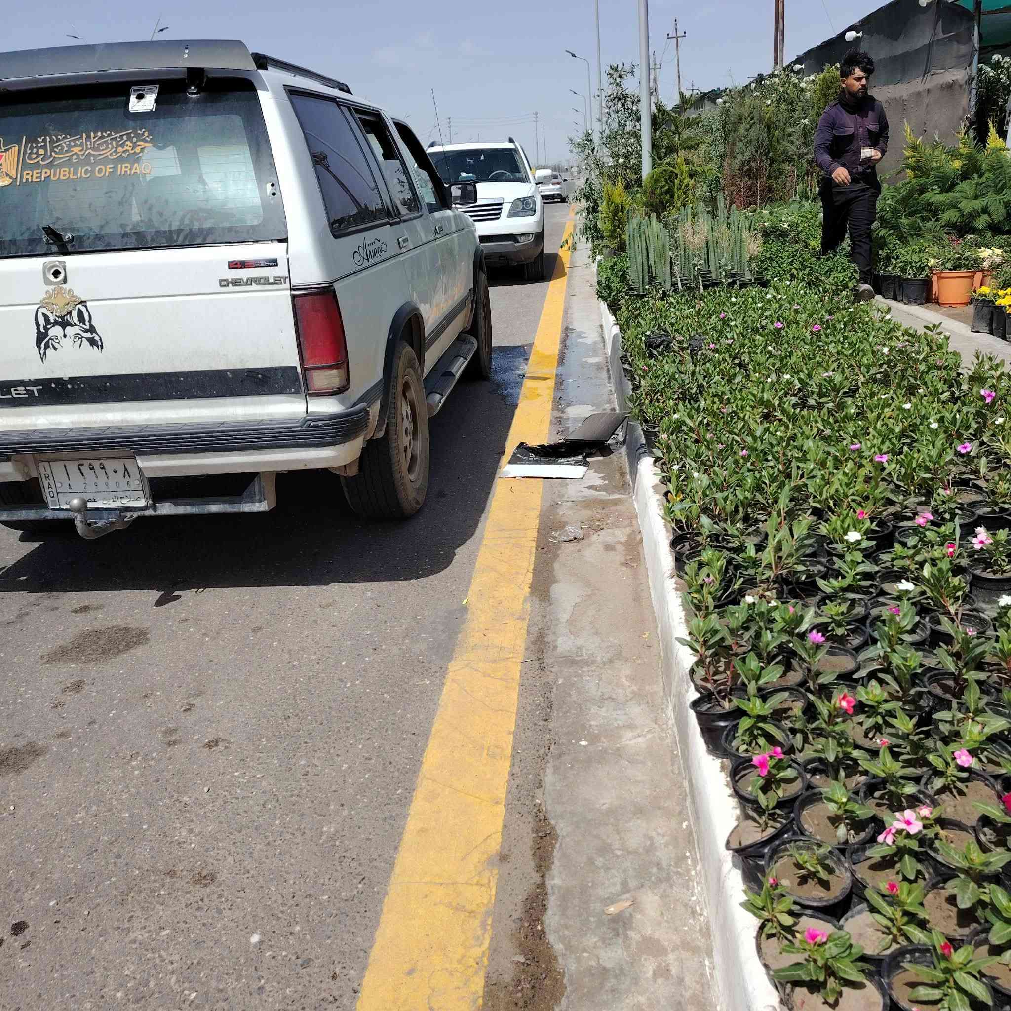 سلام عليكم بلايزر للبيع ٩١ محرك٦سلندر يخبل  كير خير من الله... حلاب مو كابريتر مكينه٣٠٥.
السعر ٣٥ وبيها مجال مكاني بصره خور الزبير ***********
