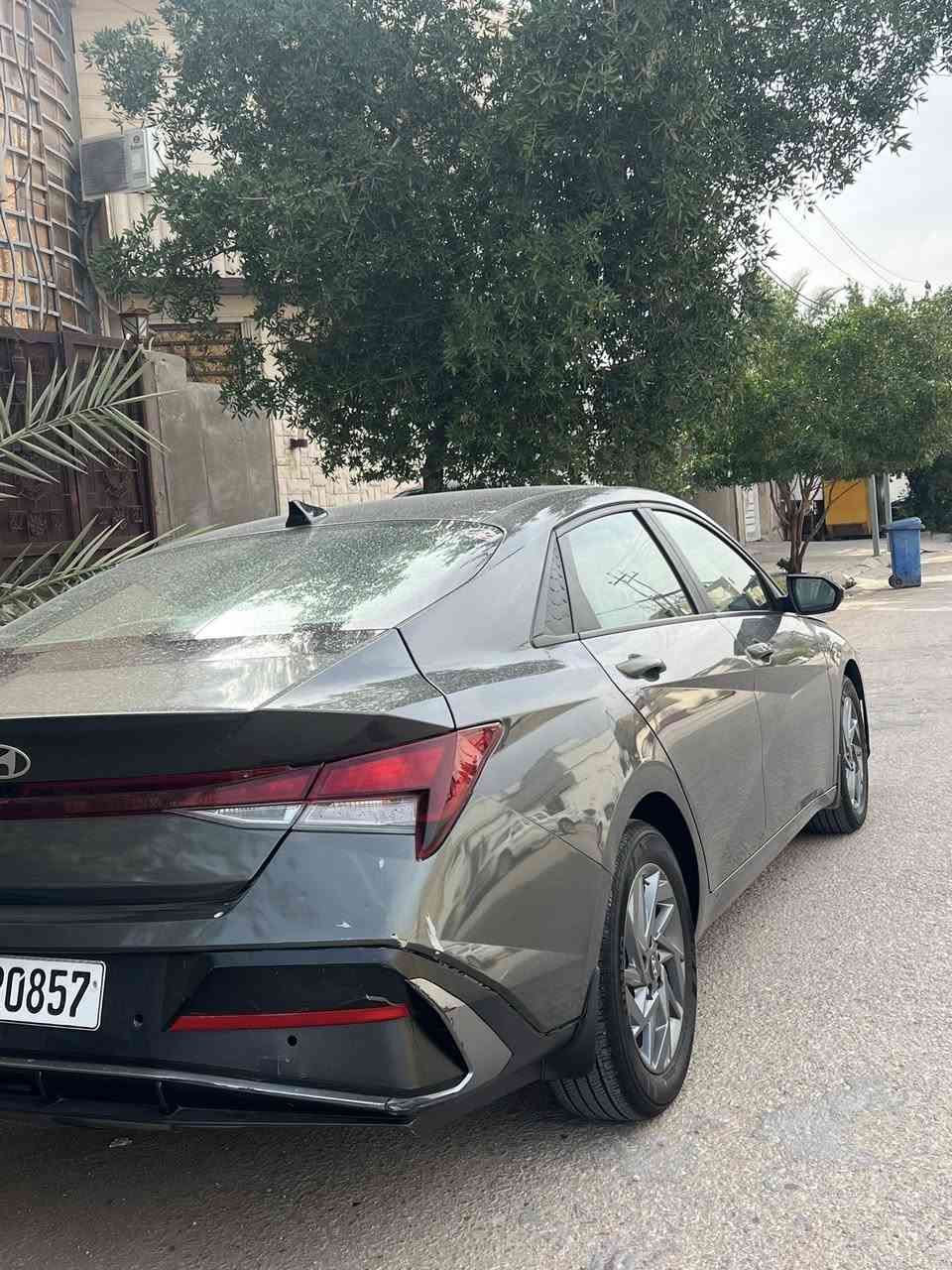 سلام عليكم مرخصة صاحب الكروب الانتر موديل 2024السياره فول الاخير عدا الفتحه حادث السياره خلفي بيه صبغ فقط بس العلامه بدون دواخل بدون ايرباك بدون شواصي بدون الغود السياره بعدهي زيرو ع وضع الشركه العواني كربلاء الرقم***********
