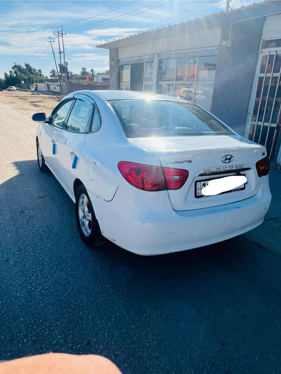 السلام عليكم اخوان سياره افانتي موديل )2007)للبيع كير محرك مكفولات بيها ٣قطع صبغ وقطعه تبديل رقم بغداد دولي سياره باسمي انضف من الصوره مكان بابل قضاء كوثىٰ تفاصيل اكثر خاص او اتصال ***********
