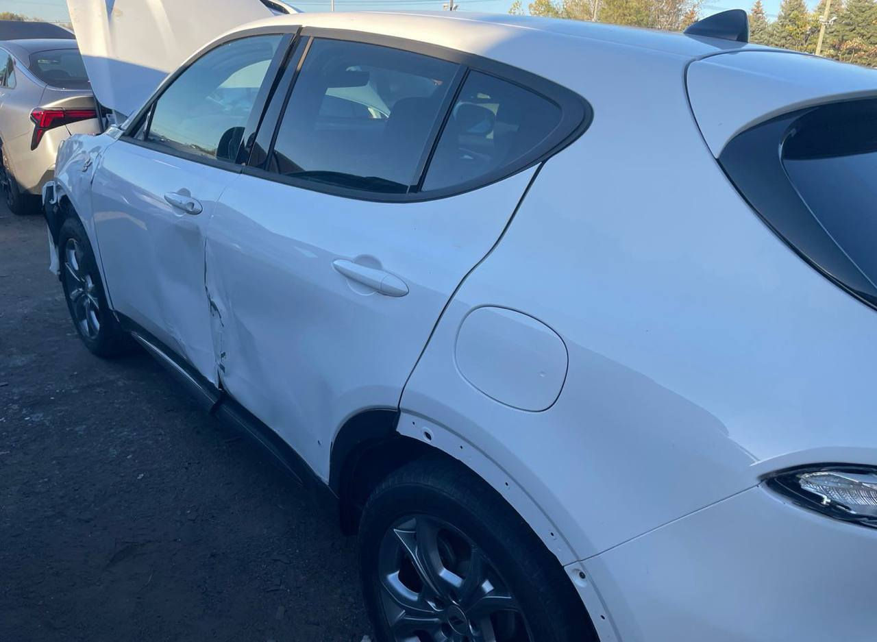 سلام عليكم دوج هورنت هايبرد 24
سياره دخلت شهداء وكاله موجوده 

سياره مكينه بيه خالل صارجانت تشتغل حالياً لاا 

ابيع ع وضعه ب١٣٠ وبيه مجالل

سياره موجوده بغداد بلديات شارع مصرف 

*********** او خاص 

مازده موجوده عوزه تصليح 

مع تقدير
