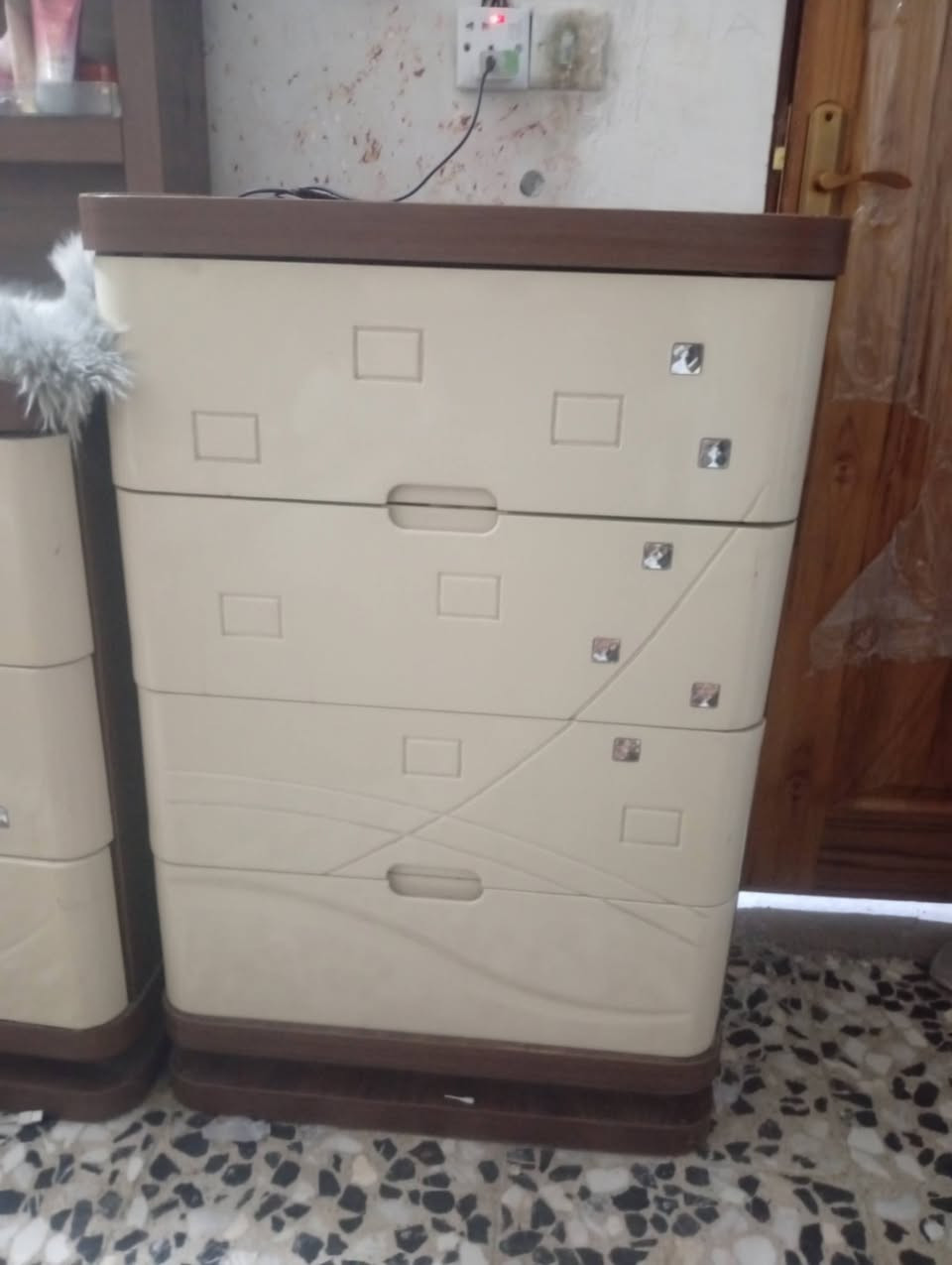 غرفه تركي عشر قطع نضيفه جدا ٤٠٠ وبيها مجال الشراي تفضل خاص


**إذا كنت صاحب هذا الإعلان وتريد حذفه لأي سبب، رجاءا أرسل رسالة إلى الدعم الفني**