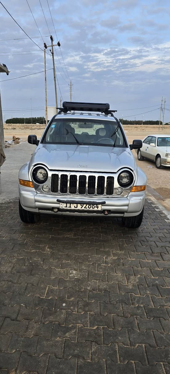 جيب البرتي رقم بغداد السيارة جاهزه من كلشي بدون ضربة تخم تاير جيديد محرك جديد كير جديد تبريد شغال خير من الله الموديل 2007سياره جاهزه العنوان البصره ام قصر رقم الهاتف *********** البصرة, العراق
