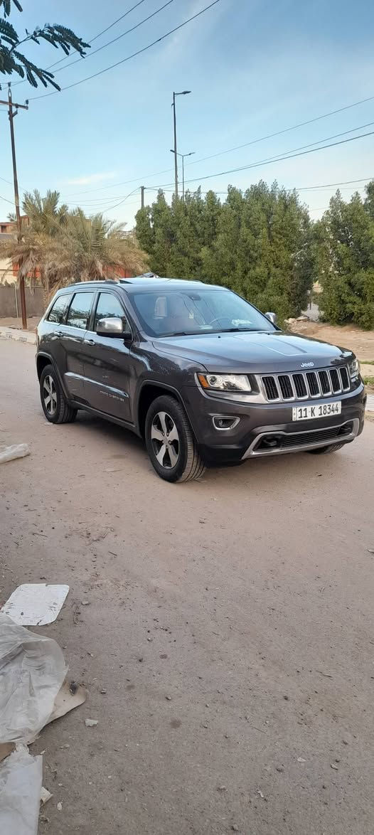 سلام عليكم جيب 2014 فول مواصفات المتدد محرك 6 سلندر رقمه بغداد مشروع وطني بسمي سياره جديده ومال بيت مراوس أو لبيع مكاني بغداد لسيديه وارد أمريكي بيه جملغ وبنيد باب كلير مراوس أو لبيع غير متواجد فيس خابرني ودلل *********** بغداد, العراق
