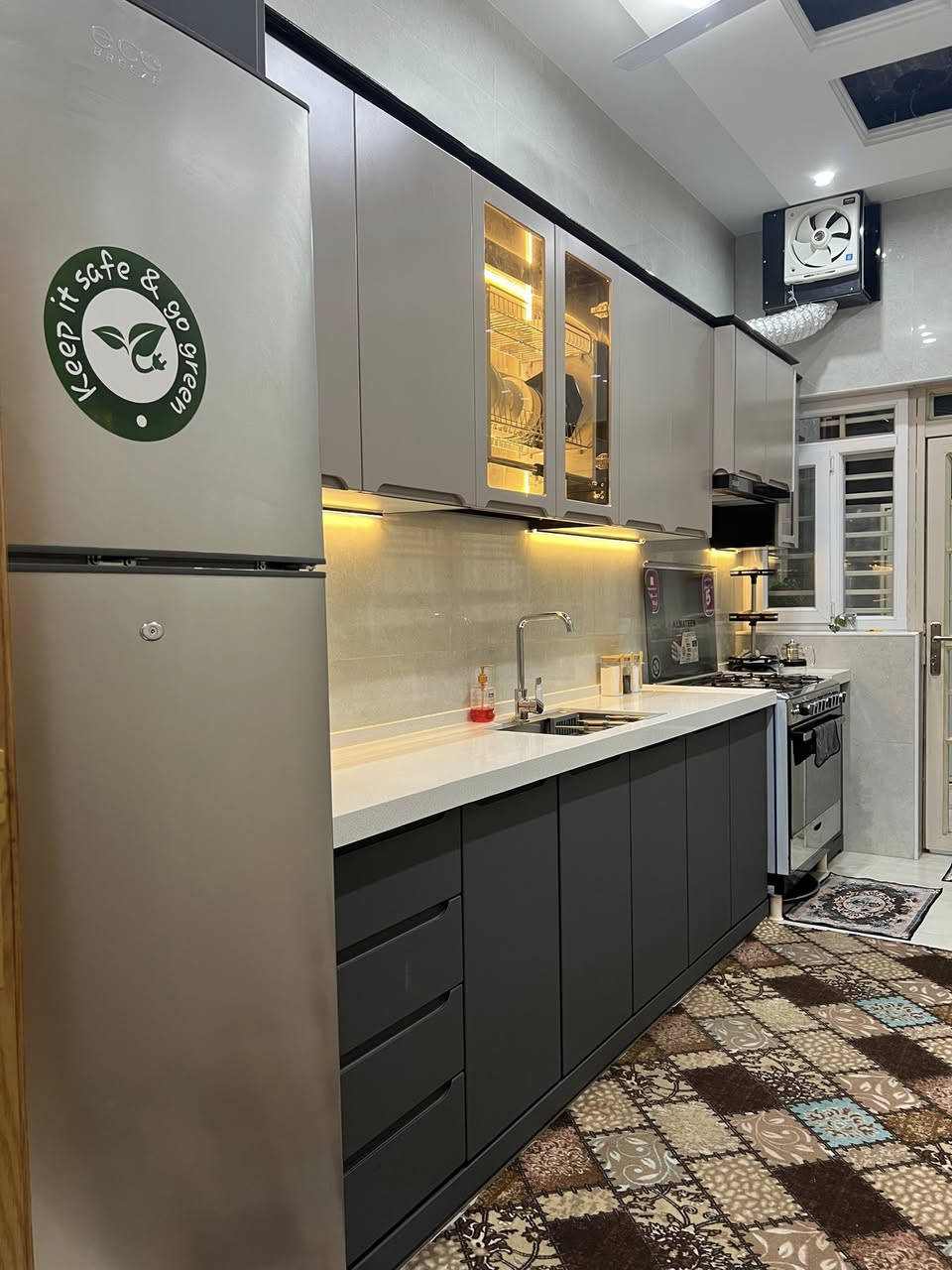 عمل جديد من تنفيذ معملنا للألمنيوم
تنفيذ في جميع المحافظات وإمكانية الدفع بالتقسيط

تصميم مطبخ عصري بلمسة أنيقة يجمع بين البساطة والفخامة
خزائن ألمنيوم عالية الجودة مع أبواب زجاجية وإنارة LED مخفية تعطي جمال وتنظيم للمطبخ

تنفيذ دقيق
خامات ممتازة
تصاميم عصرية تناسب كل بيت
نحن جاهزون لتنفيذ جميع أعمال الألمنيوم حسب الطلب وبأفضل جودة

                #العنوان 

الفرع الاول /   بابل قضاء الهاشميه  
الفرع الثاني/   النجف الأشرف حي ميسان 
للتواصل  

***********
 ***********
او ع الماسنجر
