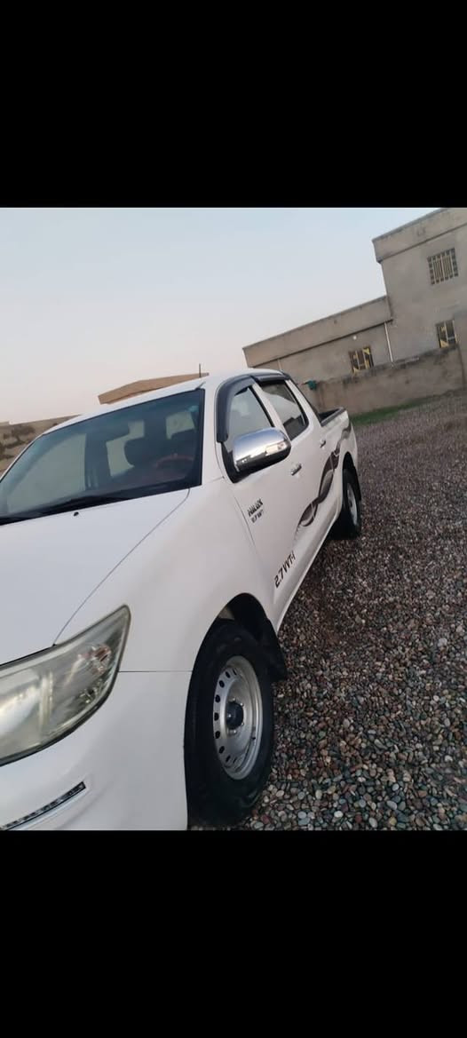 تيوتا هايلوكس 2013 شركه جيهان  رقم سليمانيه سنويه جديد 2030 محرك شرط مامفتوح بدون صرف بدون تنقيص  سعر 175 مجال بسيط  ***********
