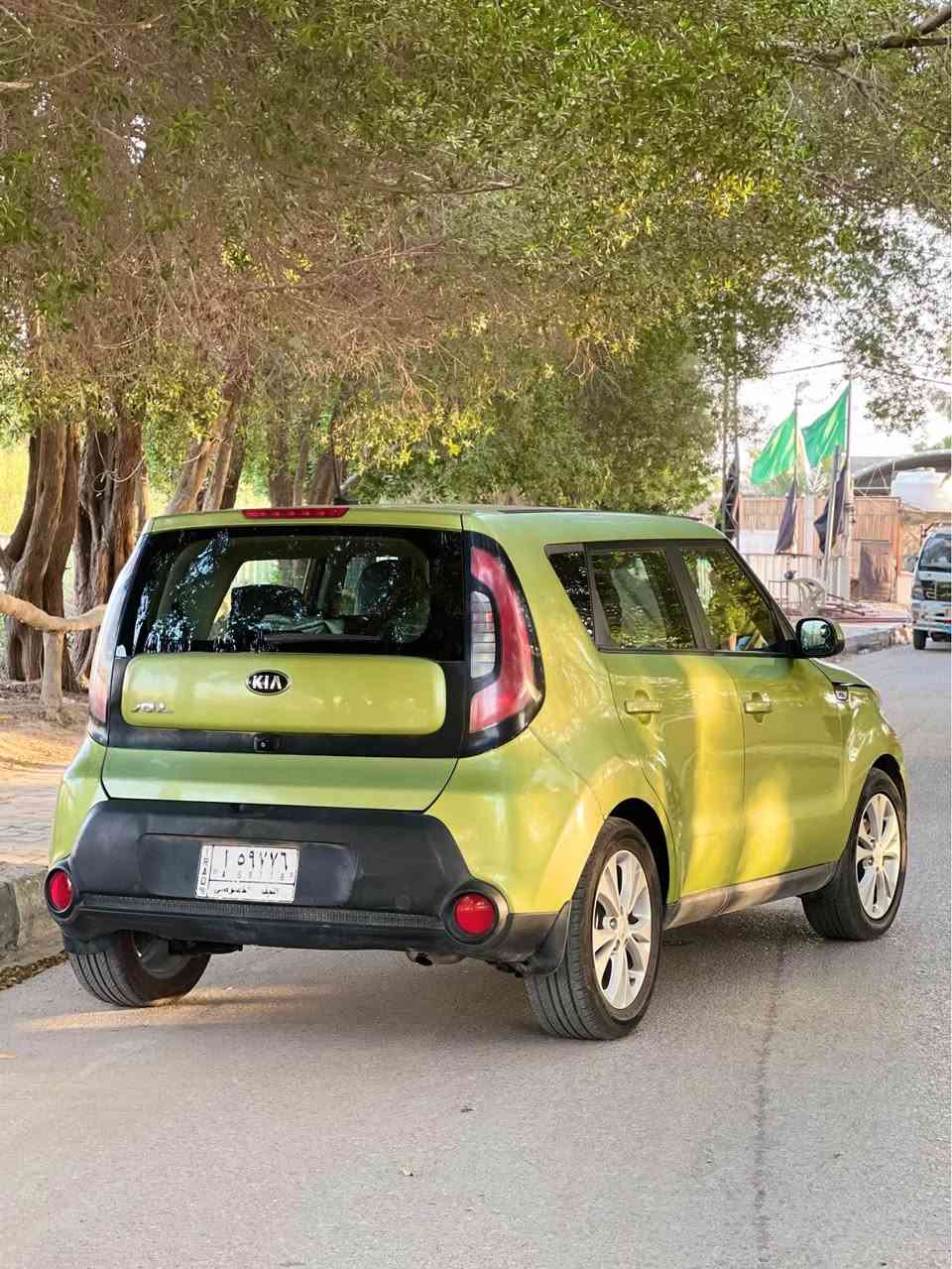 السلام عليكم
للبيع او المراوس حسب القناعة

كيا صول 2015 وارد امريكي
مكينة 2000 GDI بحالة ممتازة

السيارة بيها ربع البنيد من امريكا وبالعراق بدلت باب السائق نفس اللون وموجوده القديمه اذا تحب ترجعها ليبل واحد

ماشية 109 الف ميل تراي للبصرة
كير مكينة مكفولات
تبريد منضومة جديدة
الحدادية امامي خلفي جديده
شاشة كبيرة
تحكم ستيرن
بيها سماعات متنوصف 
لد متغير على السماعة

السياره جاهزه على اخر حبايه

السعر 99 ورقه بيها مجال
مكان السيارة نجف

*********** النجف, العراق
