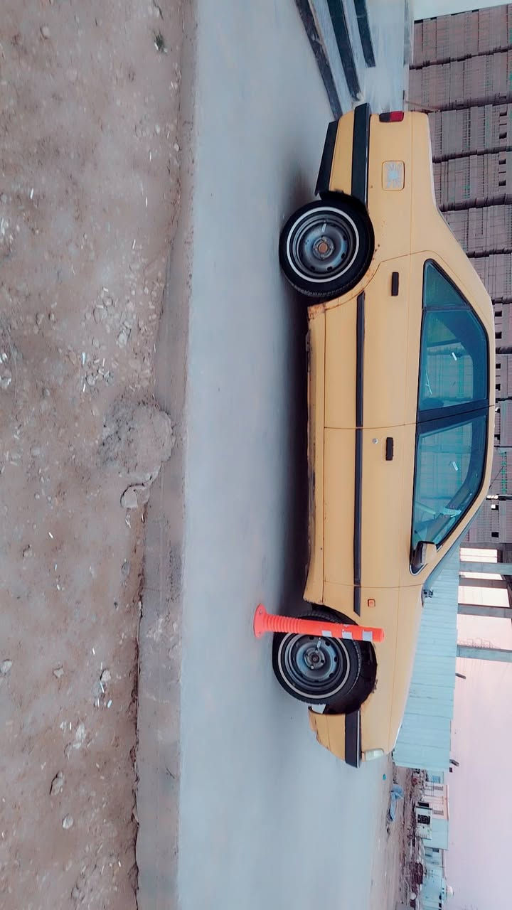 سلام وعليكم بيجو 405 جيئر اكس موديل 10 سياره كير مكينه مكفولت حداديه لاضربه ولاصبغ سياره بلاديه 
سنويه2027 سياره رقم بغداد مصفره هيئه وغرامت جاهزه مداور يمته مايعجبك ادور مكاني ديوانيه سعر 33وبيه مجال ***********
