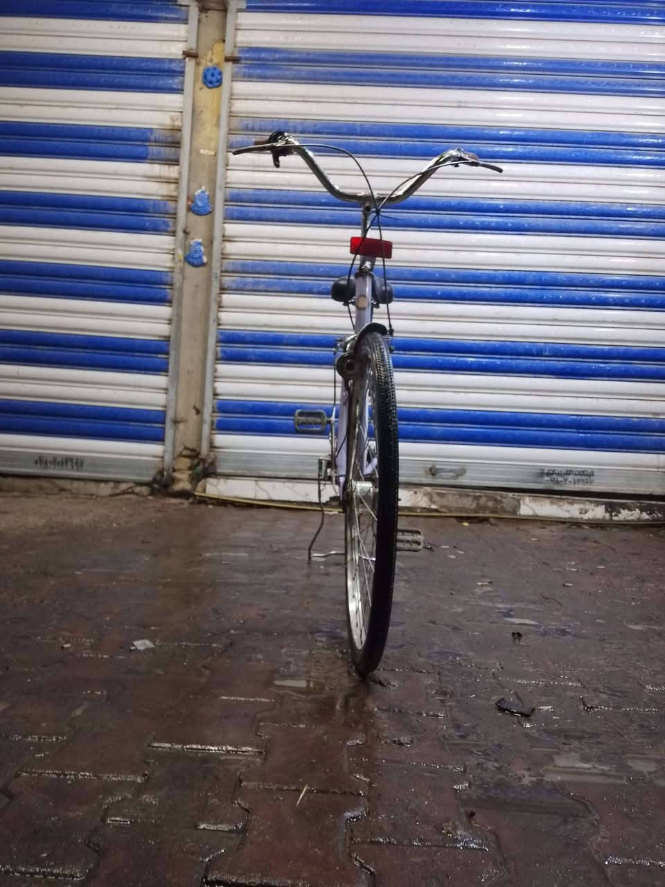 للبيع التواصل ***********
