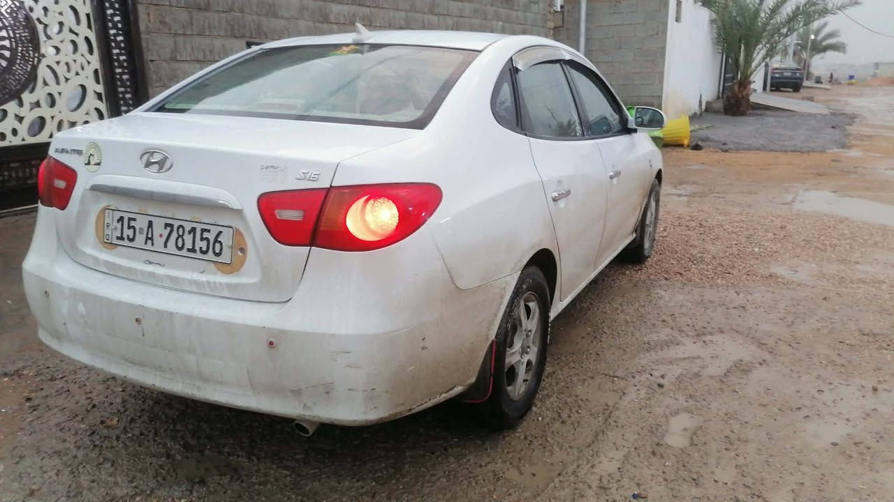 السلام عليكم افانتي 2007 محرك 1600 
 بيه صبغ دوران جاملغ خلفي وبيه طخه بلبنيد كلش خفيفه  السياره منفوضه نفض كامل صدر خلفي امامي جديد كله منضومة بانزين كامله تبريد تدفئه منضومه كامله جديد السعر دفتر وبيه مجال المكان الرمادي ***********
