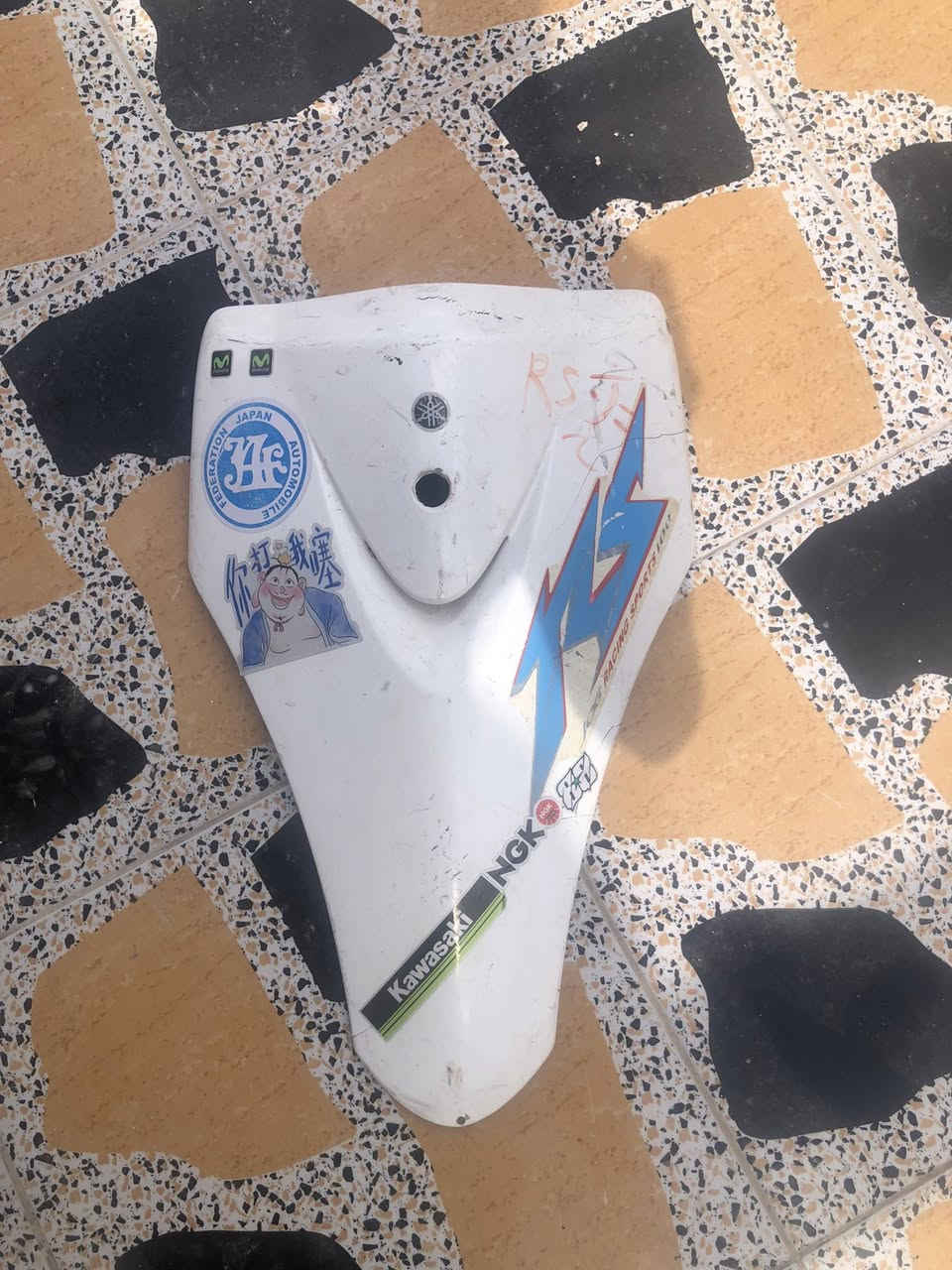 سلام عليكم غراض ماكس للبيع شراي يراسلني وخادم مكاني بصره قرنه***********
