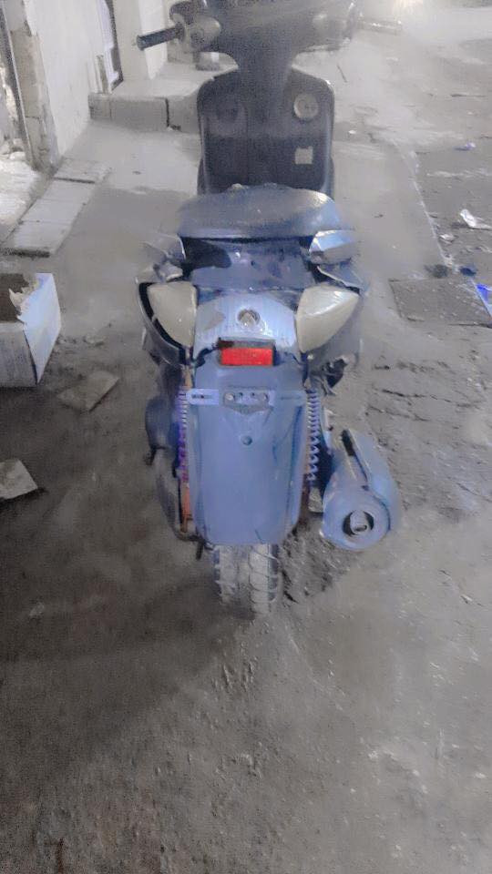 سلام عليكم عندي هاي الدراجه للبيع سكنس سرعه ١٤٠نثيه رايده ٣٥٠وبيه مجال بصيط  سلف وهندر رقم ***********
