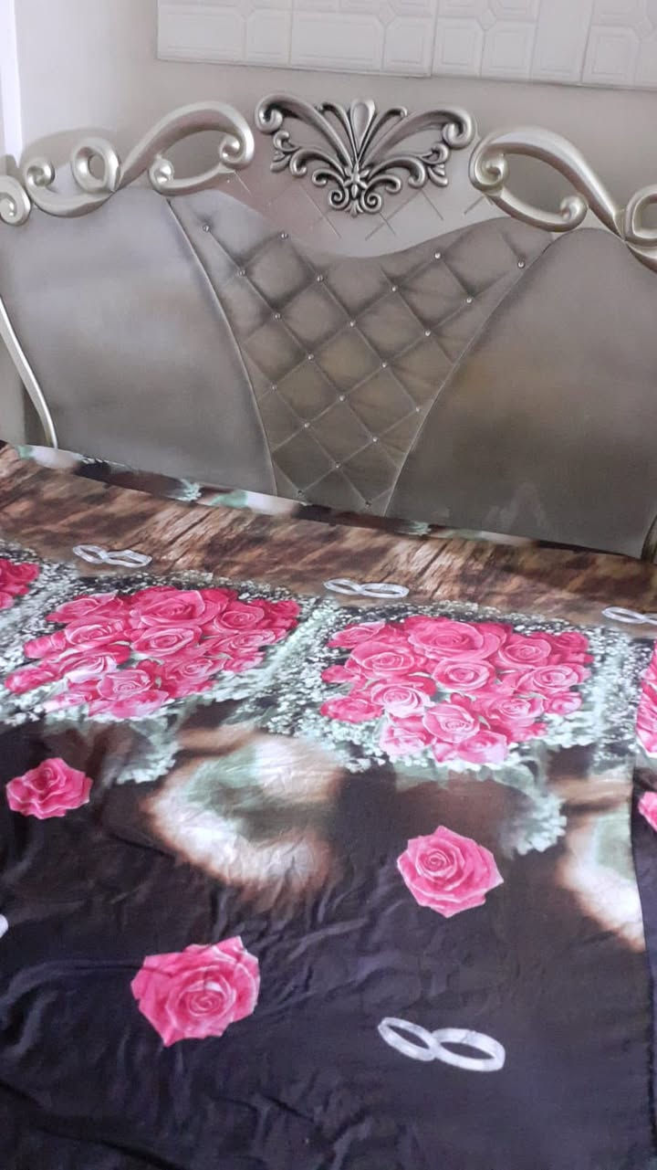 السلام عليكم غرفه نوم للبيع نظيفه جدآ لاستفسار خاص


**إذا كنت صاحب هذا الإعلان وتريد حذفه لأي سبب، رجاءا أرسل رسالة إلى الدعم الفني**