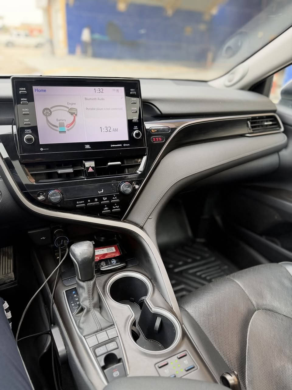 تويوتا كامري هايبرد 
موديل 2022    
وارد كندي بدون صبغ 
حادث فقط دعاميات 
 وبارد مكانين صغار 
بدون ايرباكات
...................
مواصفات xle فول مواصفات 
4 كامرات محيطية
كشانة تبريد وتدفئة
 ستيرن تدفئة 
شاحن وايرليس 
تشغيل عن بعد 
داتا شو بالدشبول 
فتحة
شاحن وايرليس 
رقم بغداد
ماشية 74 ميل
السعر رد تلقائي بتعليقات 

رقم التواصل ::--:: ***********
