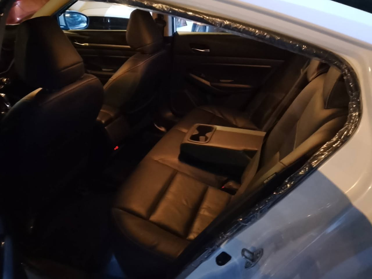 نيسان للبيع 150اتصل *********** امريكي فول مواصفات موديل 23 حره تحويل ماشيه 11 الف
