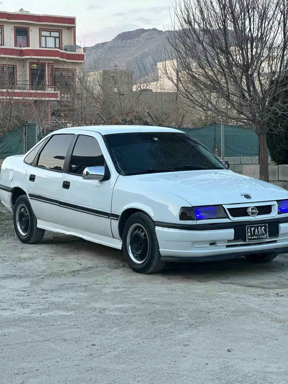 ئۆپڵ ڤیکترە حلوج ماڵی مەدەنی بەشەرت
مۆدیل١٩٩٢
مەکینە١٦قایشپەنی پاوەر
مەکینەو بنیو هەموو گیانی بەشەرت
٤ویلو تەتای نوی
ساحری٢٠گەڵاو مەجەلیکی کەم  
گەر موشتەری نی سەرمان مەهیشینە
ڕەقەم تەلافۆن; *********** رانية, السليمانية
