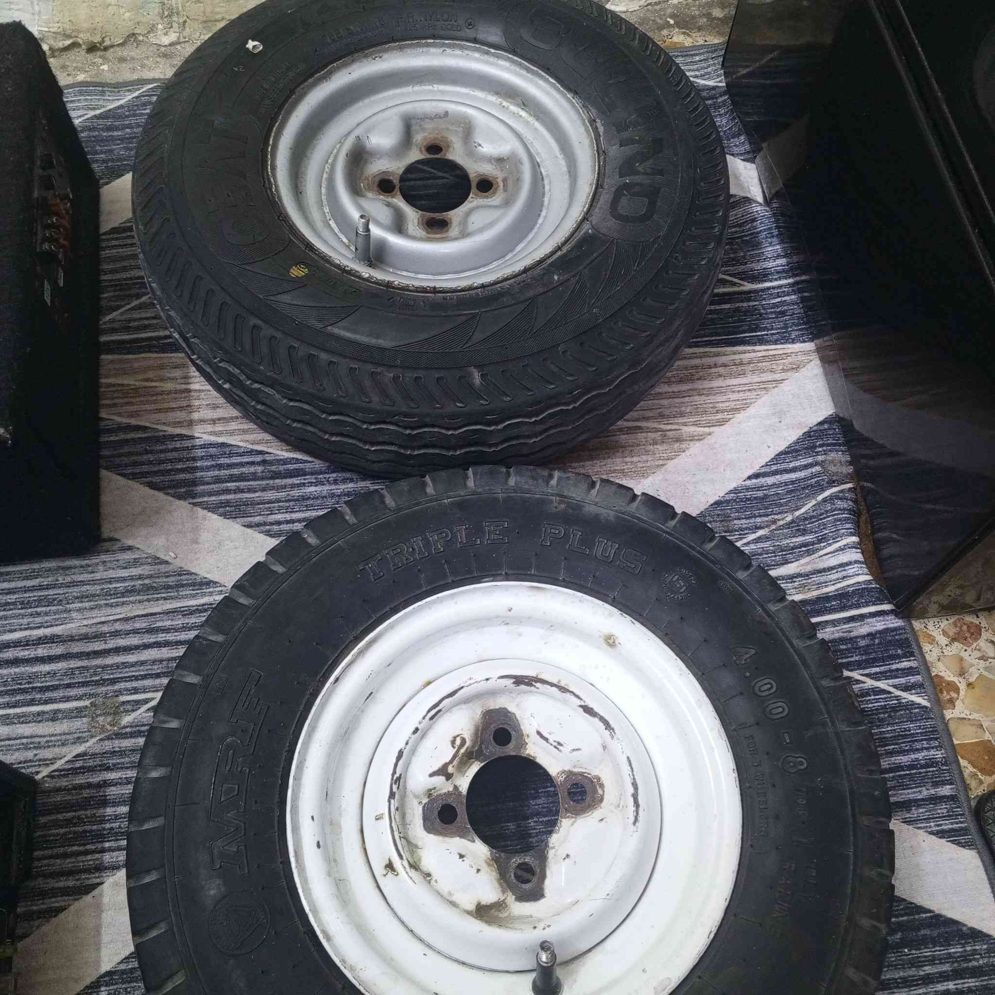 السلام عليكم مضخمات وسبيرات*********** جدد مستخدمات قليل  للبيع
