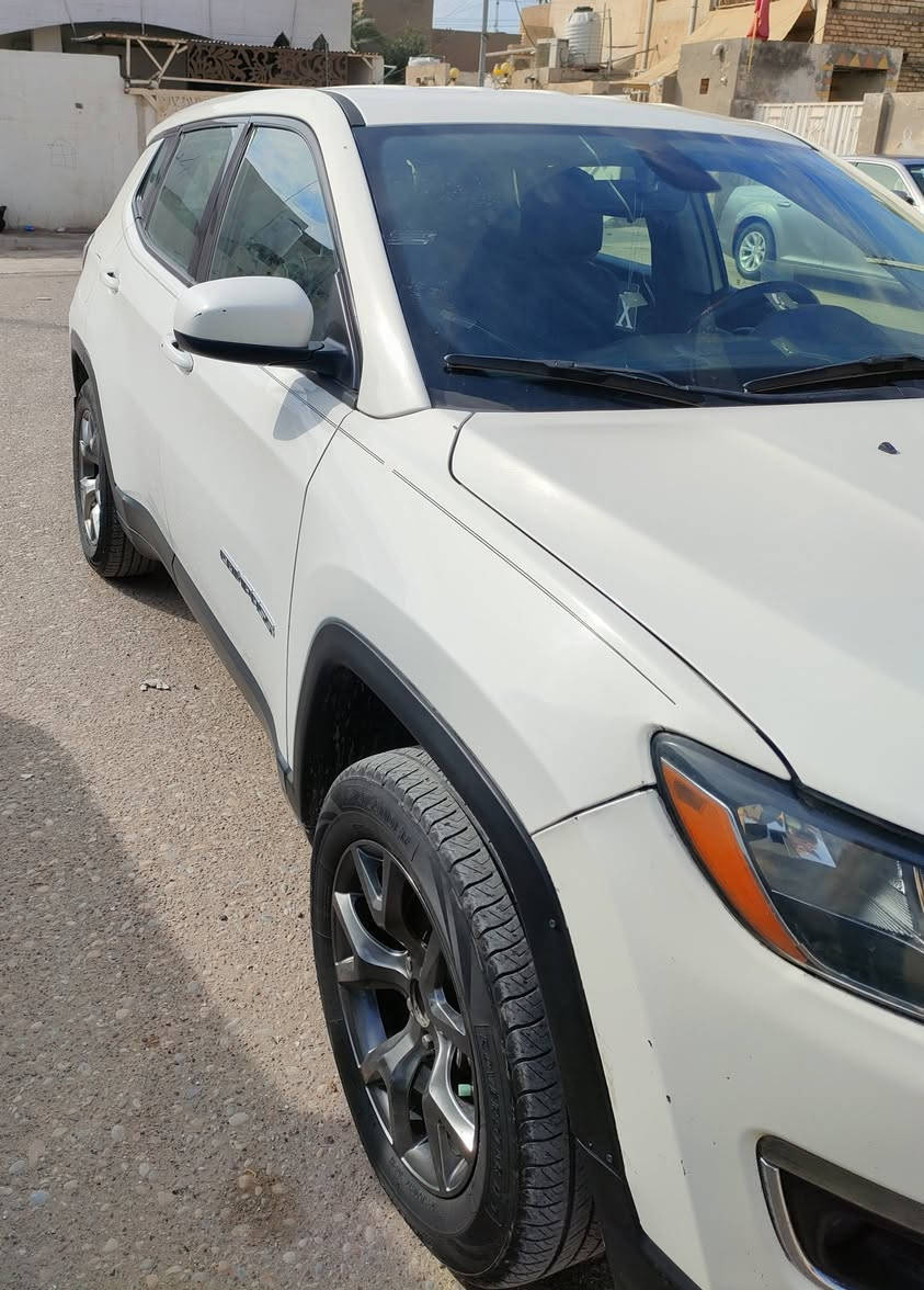 جيب بغداد 2018 سبورت
حادثها دعاميه اماميه مبدله 
سيارة جديدة سونار مرفق مع الصور 
مكينة وكير كفالة
حدادية جديدة امامي خلفي كفالة
تخم تاير وباتري جديد
تبريد وتدفئة 
بصمة تشغيل والابواب بصمة 
شاشة كامرة دوارة وكشف اعطال
رادار نقطة عمياء 
مانع انزلاق 
وبعد بيها مواصفات 
***********
السعر 135
