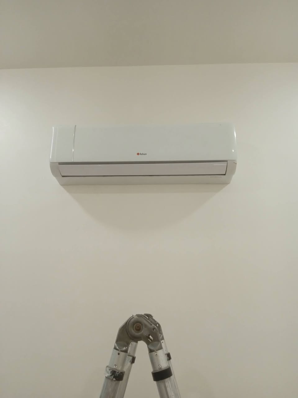 ابو علي ***********
لتنصيب جميع انواع السبالت 
صيانه 
قطع غيار اصليه 
نقل السبلت من مكان إلى آخر 
غسل موقعي 
ضمان لمده سنه كامله
