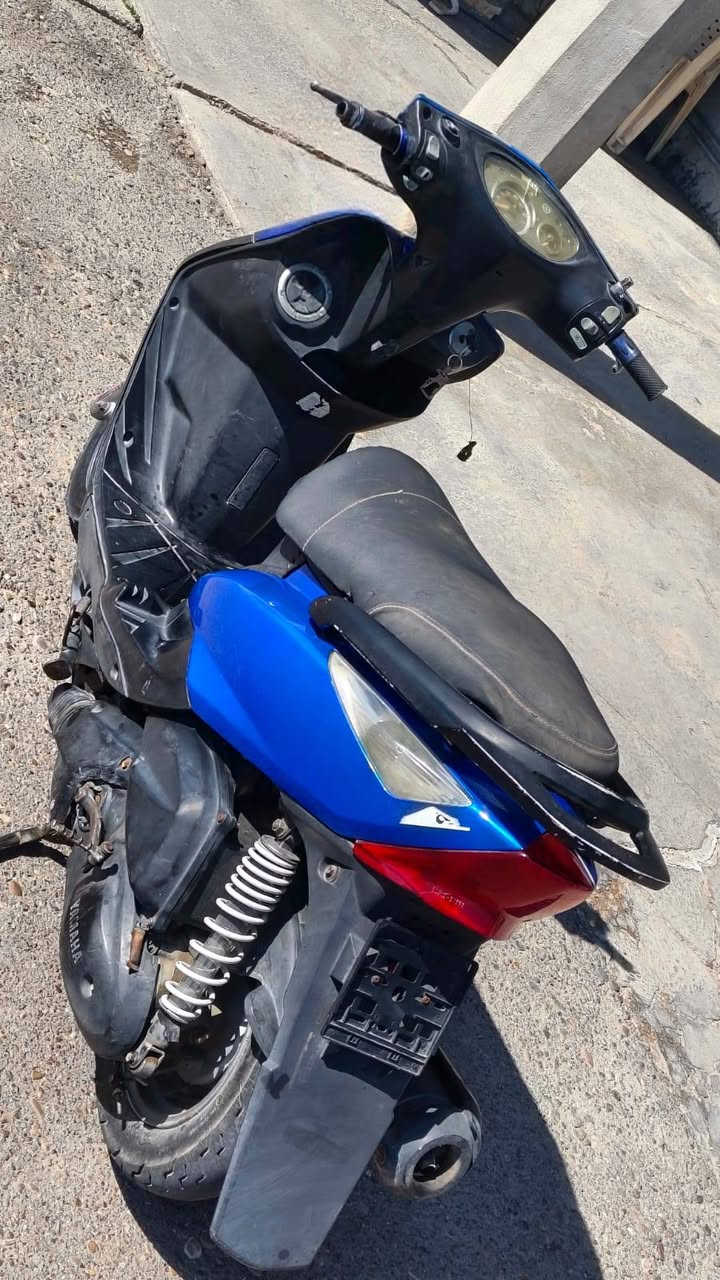 ماكس ثعلب نضيفة كلش شلعة معدل تخبل محرك مفتوح كهربائيات تخم تاير كلة جديد السعر 400المكان اطراف الشعلة او اطراف سبع البور  الشراي يتصل ***********
