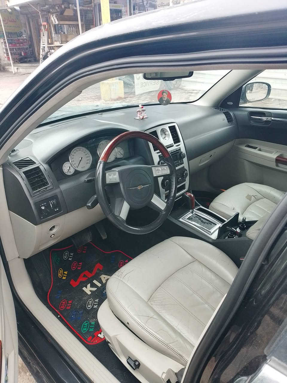 اوباما مديل 8 كفاله بيهه فقط تئشيره من جوه والباقي كفاله مشره شرح سياره فول للخير تخم تاير حداده تبريد مكينه كير
سياره فول مواصفات للخير داخل بيجي ما تصرف عليهه ربع 
فتحه كشن كهرباء استيرن كهرباء حفظ كشن ميموري 
لا جراد ولا اخياس والباقي سوف العين السعر 65 او بيهه مجال كلش قليل ما ايعجبك السعر ادعينه بل رزق كلشي موجود بل سوك 
للستفسار ***********
