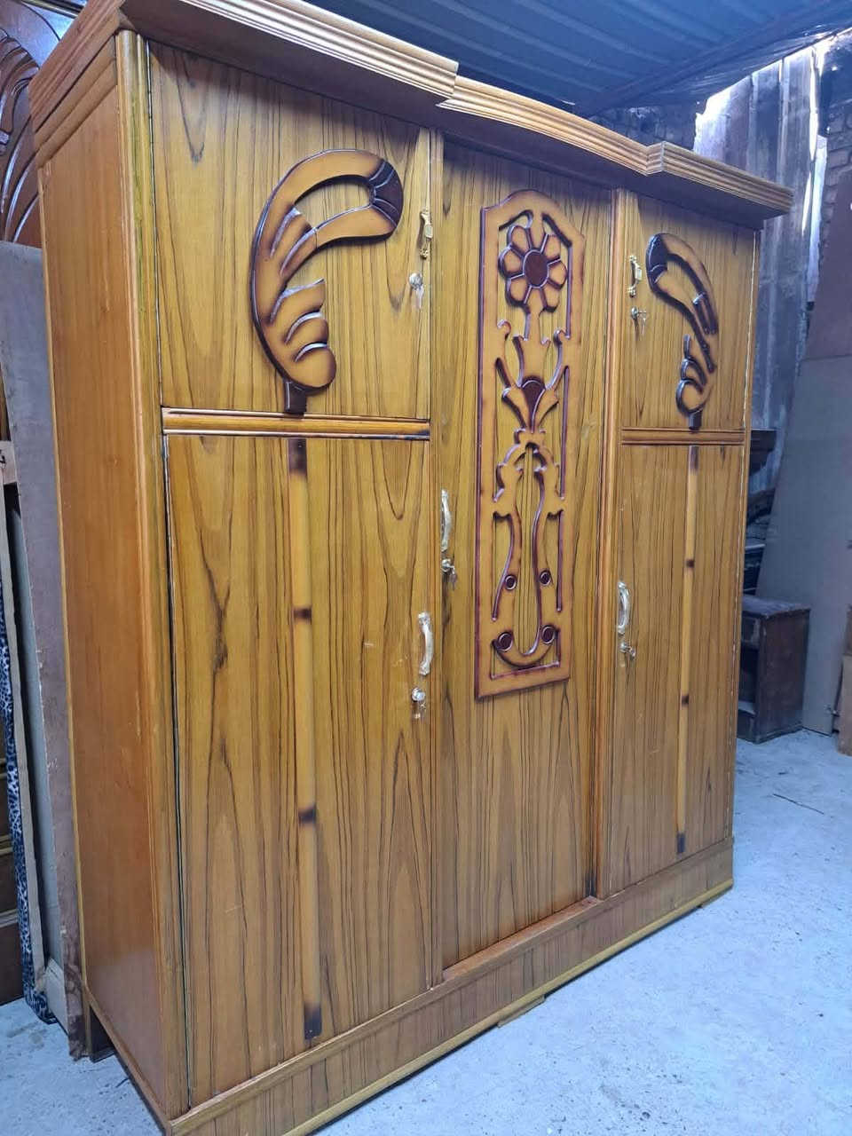 كنتور صاج 3 ابواب نضيف كلش
كنتور صاج بابين نضيف كلش العنوان الشعلة يوجد توصيل بكروه كافه مناطق بغداد فقط


**إذا كنت صاحب هذا الإعلان وتريد حذفه لأي سبب، رجاءا أرسل رسالة إلى الدعم الفني**