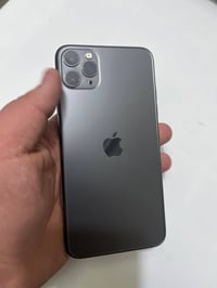 آيفون ١١ برو ماكس • ٢٥٦ • بطارية ٨٩