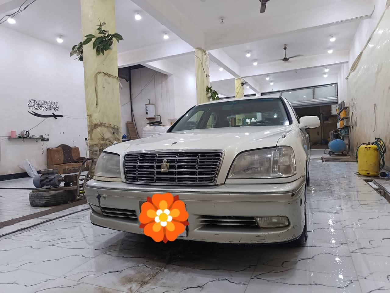 سلام عليكم ملكه ادوات موديل 2001 متومه اربيل شاصي وجاهزه سياره باتري جديد دخول جديد  
كصه جنطه مكاني ناصريه مركز السعر 36 وبيه مجال رقم ***********
