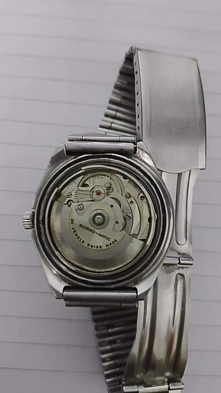 ساعه جنسبو سويسري أوتوماتيك ، ساعة شغلة ممتازة مضبوطة ، الدكمة اصلية ، القياش اصلي ، المكينه سويسري معلمة شغل مضبوط ،
الساعه الثانية ، ساعه اولما سويسري أوتوماتيك ، المكينه سويسري أصلي معلمه ، والقياش اصلي ، شهري شغل ،الدكمه اصلية 
السعر  الاثنين 125 الف 
توصيل لجميع أنحاء العراق 
التواصل *********** بي واتستاب
