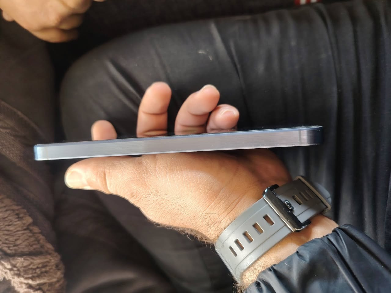 السلام عليكم اجهزه العدد 2 البيع

1.سامسوك اي55 استعمال قليل ذاكره 256 /8 ويا فقط شاحنه اصليه بعده بل كارتونه  السعر 340 اوبي مجال بسيط

2. انفنكس نوت 40 شاشه عدله مو منحنيه نضافته 100/80 ذاكره 256/8 ويا فقط شاحنه لاسلكي فقط السعر 175 اوبي مجال بسيط
*********** وبي واتساب
