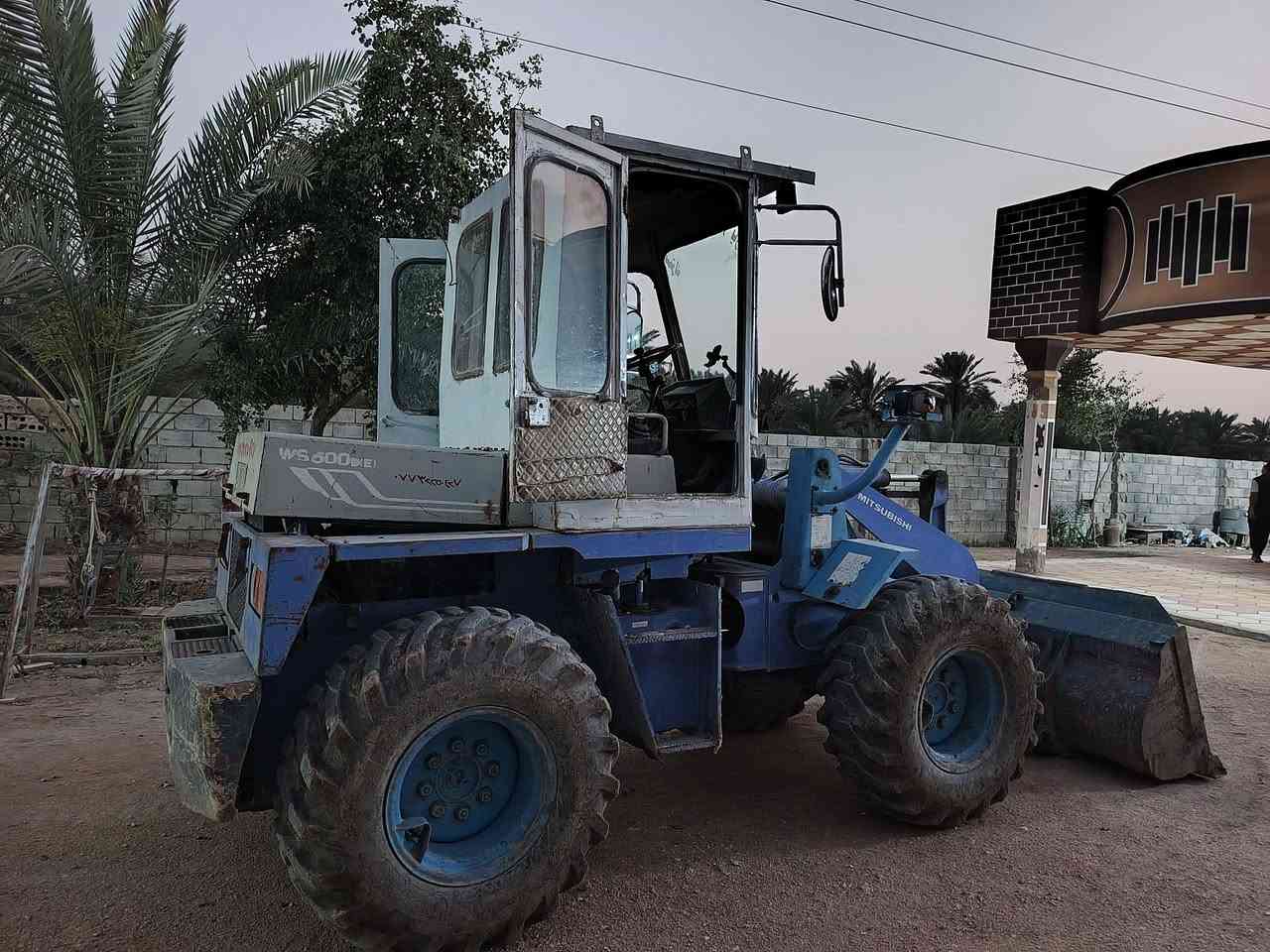 شفل ميسبوشي حجم 50 موديل 99 للبيع جاهز للشغل كهربائيات شغالة عنوان كربلاء السعر 190 وبي مجال للشراي للاستفسار ***********
