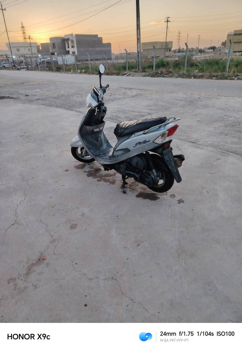 السلام عليكم.؛ دراجه للبيع ماكس منغولي ختم واحد ويه المكينه كله امختمه الاشاير الماصده البك لايت الدواخل الجنطه الكفرات. + الدراجه بحاله الوكاله واكفلك الدراجه كفاله عامه المكينه ناعمه كلش او بيه شلعه او معدل فول +الكهربائيات كله شغاله والحساسات مال البك لايت هم كلهن يشتغلن  + الدراجه صارله ٢٠ يوم ضبط من طلعت من الوكيل والوصل مالته موجود +.  مكاني بالحله. قرب جسر الثوره للاستفسار ***********    السعر $خاص...؛ً
