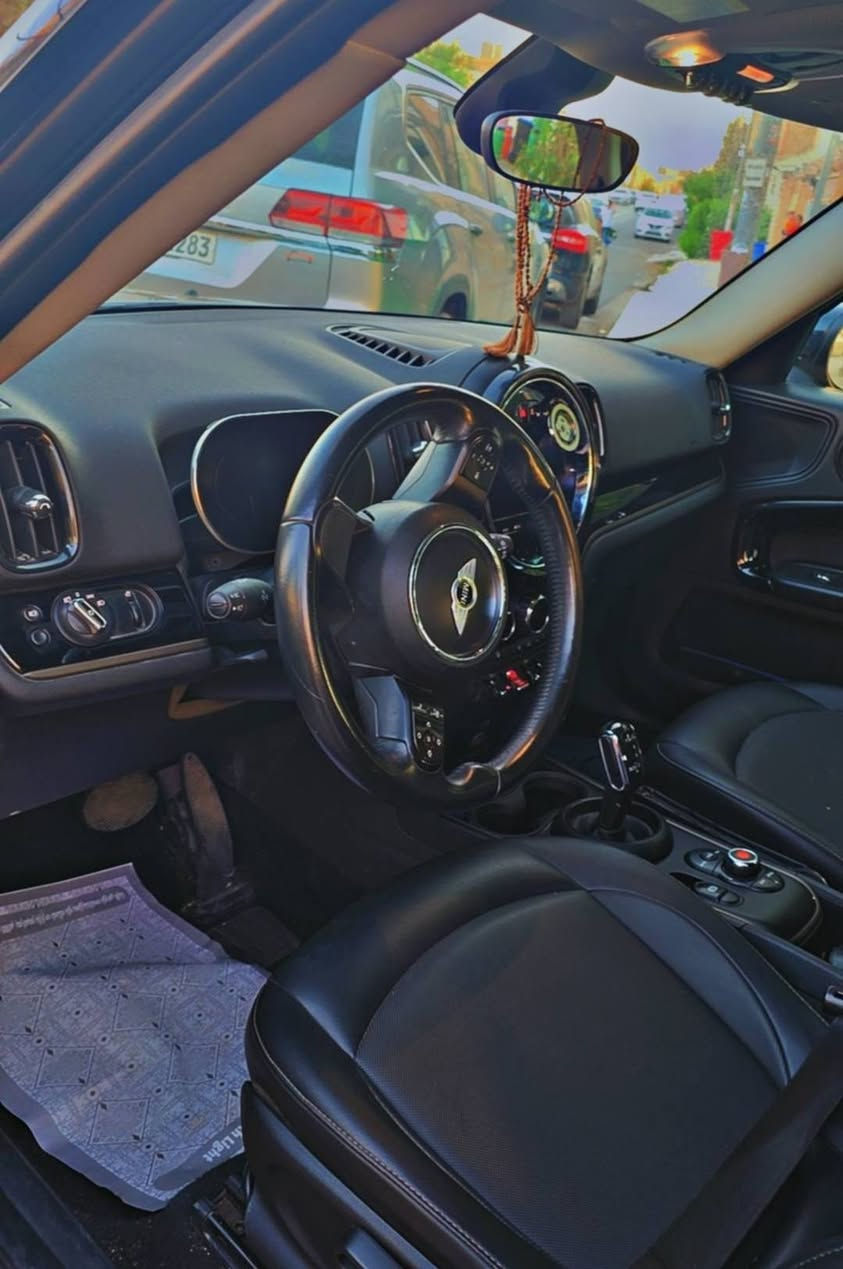 Mine copper contrman فول موصفات موديل ٢٠٢٢ ماشية ٥٤الف بانوراما ٣ بستن دبل تؤربو فول فول موصفات بانوراما سستم رادار اوتو بارك نازور ليلي كامرة حساس بريك الكتروني داخل ٧ لون لايت كشانات جلد بس بونيت بيها سبوغ بدون داخل اربك سوكان سيستم رقم اربيل ب أسمي 
مكان سيارة أربيل 
سعر سيارة(140)$ دفترو أربعين وةرقة 
رقم تلفون *********** أربيل, العراق
