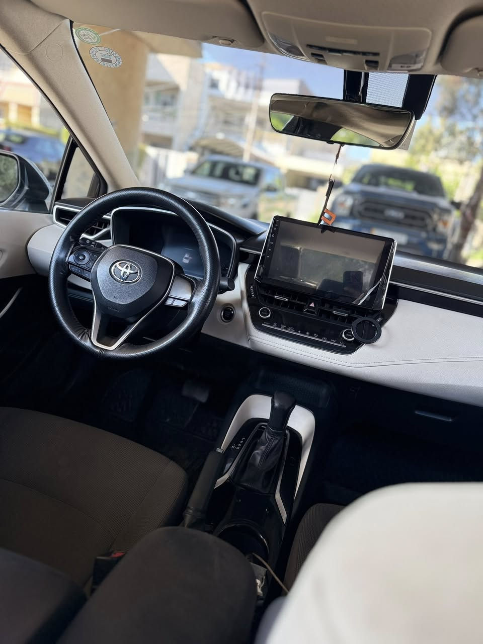 سلام وعليكم 
كورلا 2022 خليجي فول 
شركه SAS 
فتحه وبصمه 
شحن واير لس 
ماشيه 78 فقط
الرقم : اربيل بسمي 
السياره : مكفوله كفاله عامه 
السعر : 169 
العنوان : بغداد / الصليخ 600 
اللاستفسار : ***********
