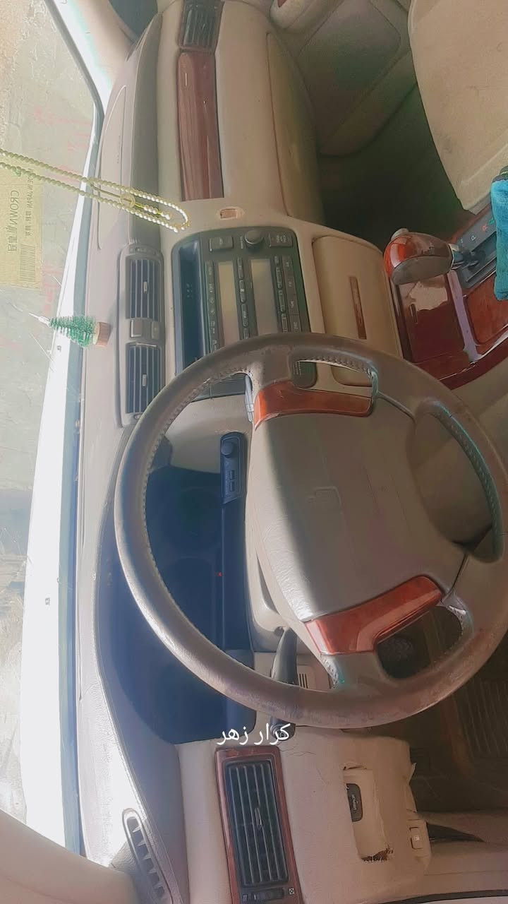 السلام عليكم للبيع سياره جنون موديل 2001 السعر 40 ورقه بيها فقط كصه جنطه للإستفسار/***********
