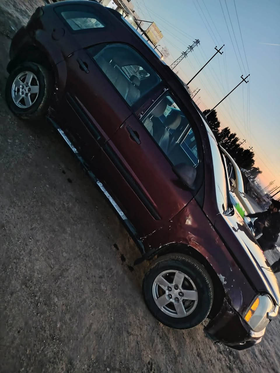 2007 تخم تايرات جديد محرك كير بشرط سنويه لل 29 بسمي 
السعر 50
***********
