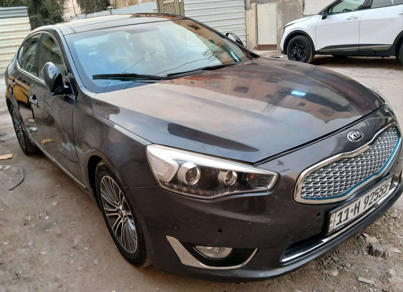 كيا كادنزه موديل 2016 وارد امريكي حادثه جاملغ بسيط بدون دواخل
فول مواصفات 1/1
محرك 6سلندر اوتوماتيك كير محرك مكفولات
تبريدثلج 🥶 تخم تاير حداديه صدر ممتاز  
بيها قطع صبغ سبب جراد ابيع صبغ حزام 
سعر112 ورقه  
عنواني بغداد ***********
