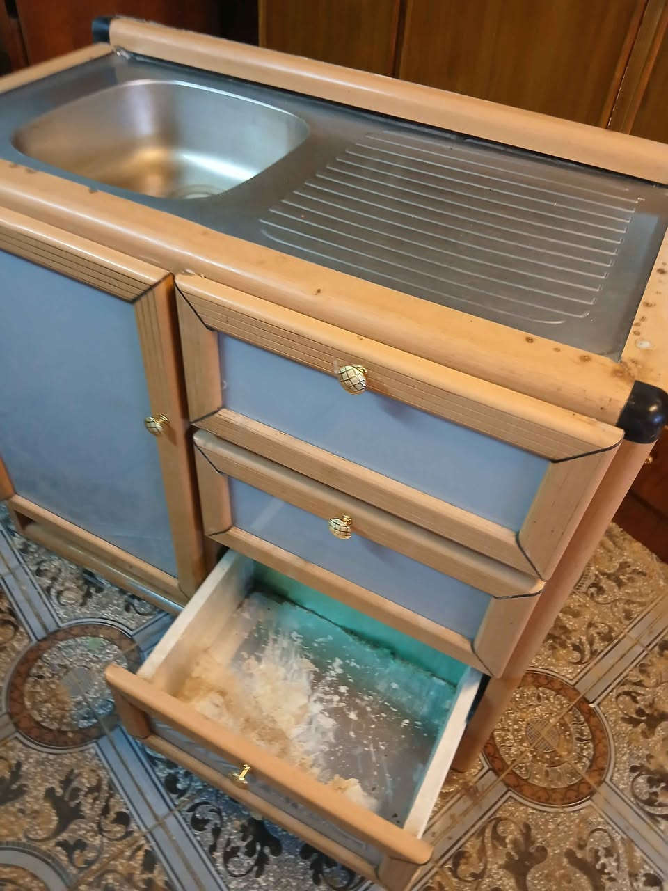 حي الفرات قرب مطار بغداد بغداد, العراق


**إذا كنت صاحب هذا الإعلان وتريد حذفه لأي سبب، رجاءا أرسل رسالة إلى الدعم الفني**