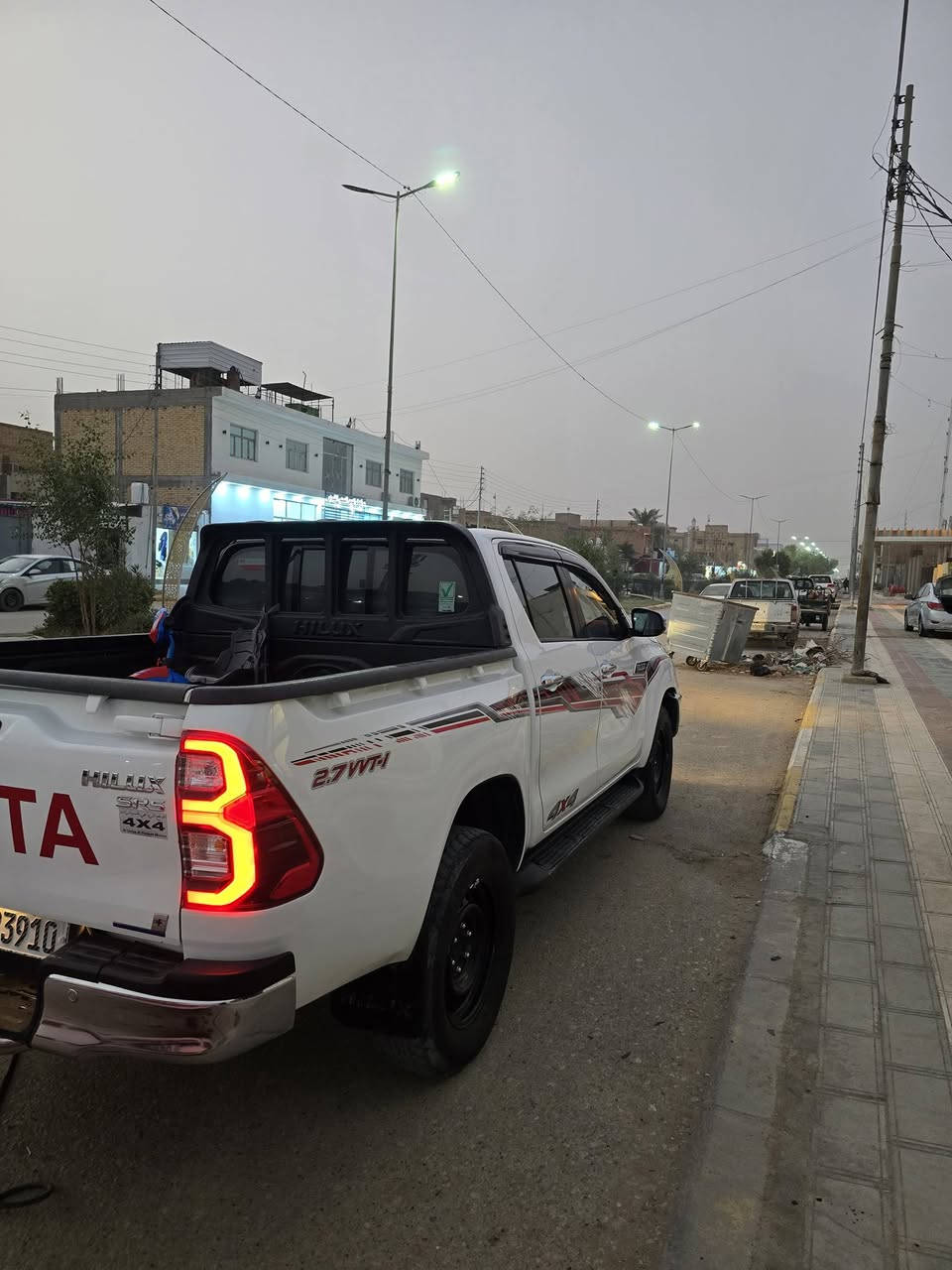 فور للبيع 23 ساز جديده كلش مكفوله من كلشي بسمي مكاني سماوة سعر284...... ***********
